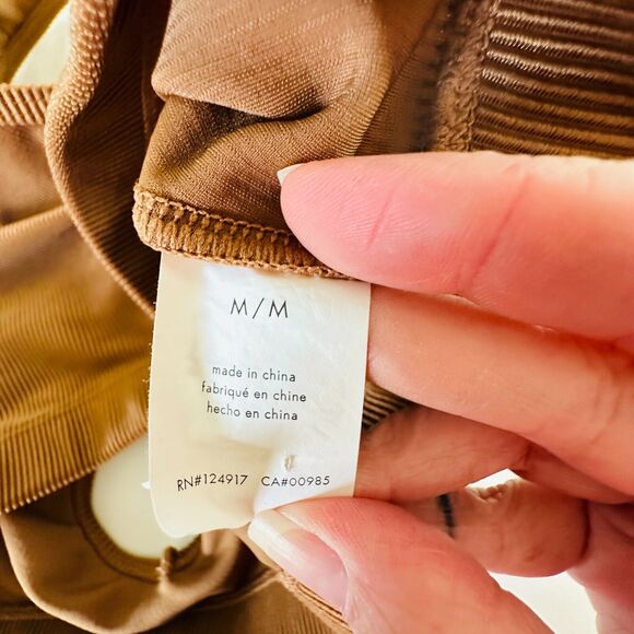 Weworewhat Brown V-Neck Form Fitting Stretch Pullover Ribbed Sports Bra Medium - Picture 11 of 13